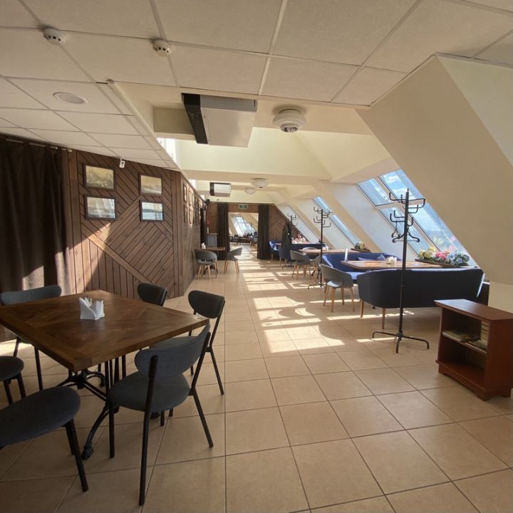 Изготовление диванов  и барной зоны; Кафе "Березка", 2020г