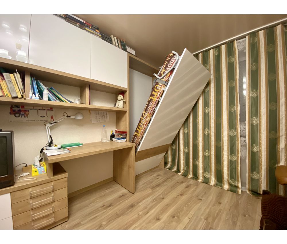 Односпальная кровать трансформер с шкаф-купе и столом с полками: ул. Ташкенская