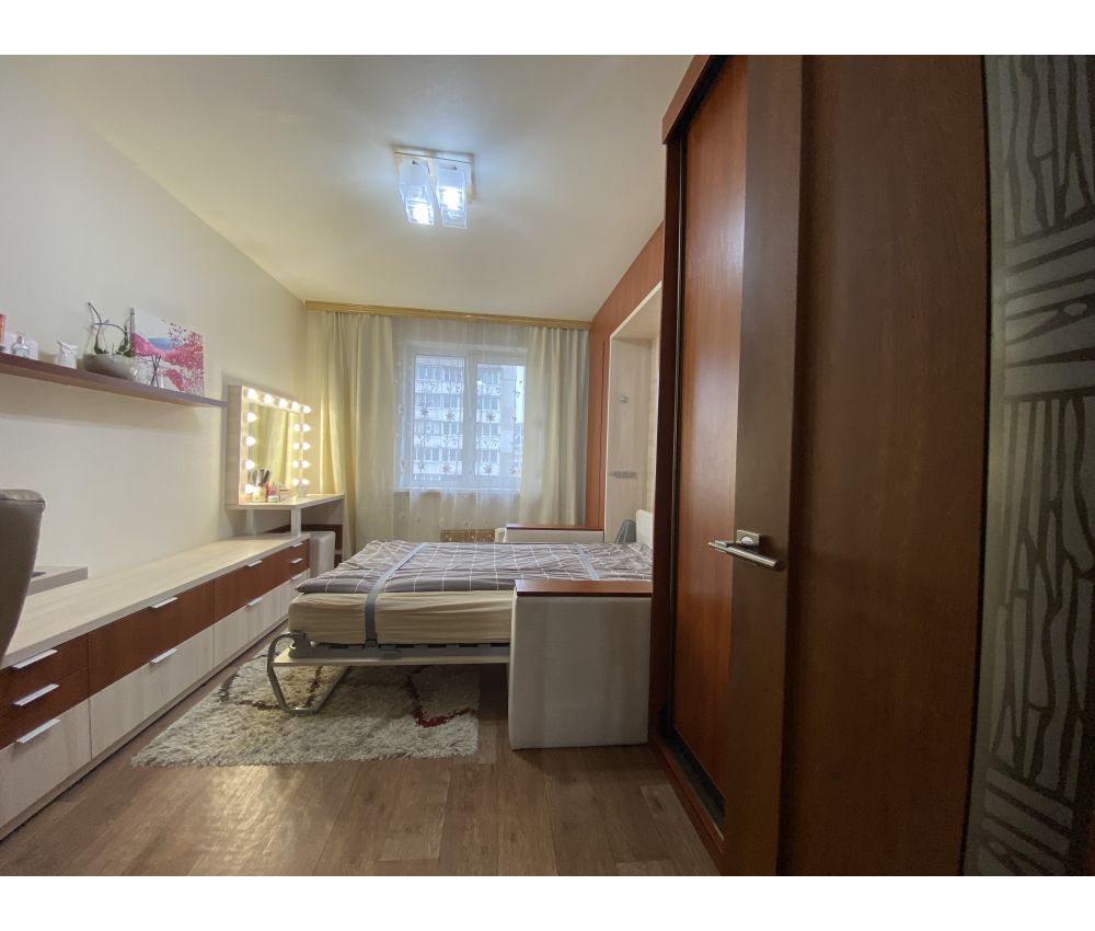  Кроватью трансформер двуспальная с шкафом и грим зеркалом: ул. Кунцевщина