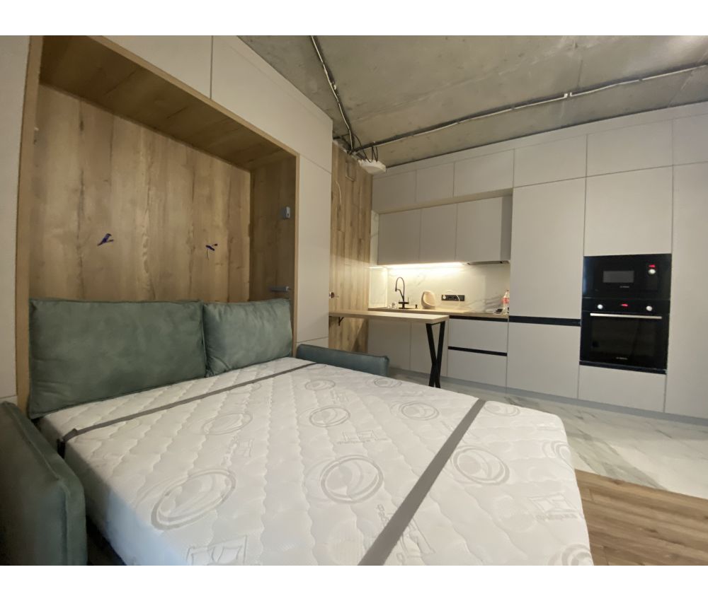 Кровать-шкаф с диваном: ул. Белградская 