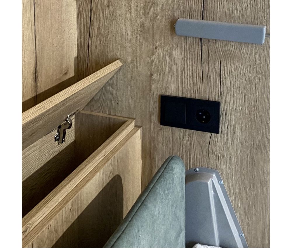 Кровать-шкаф с диваном: ул. Белградская 