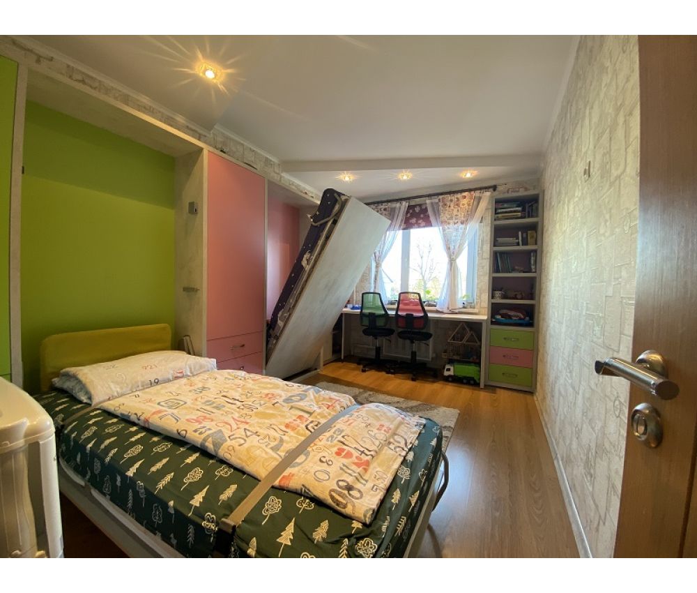 Детская с 2-мя кроватями трансформер и письменным рабочим местом: ул. Уборевича